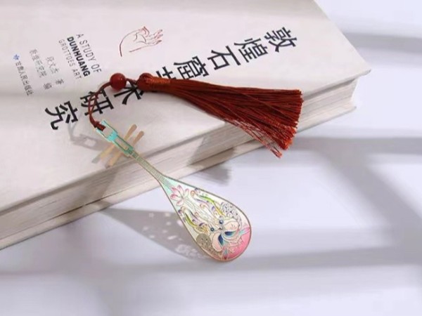 琵琶弦音金属书签