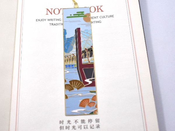 免费设计_定制_珐琅画金属书签样版