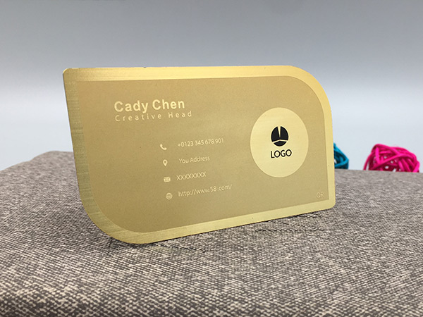 億彩网金属纪念卡的特点